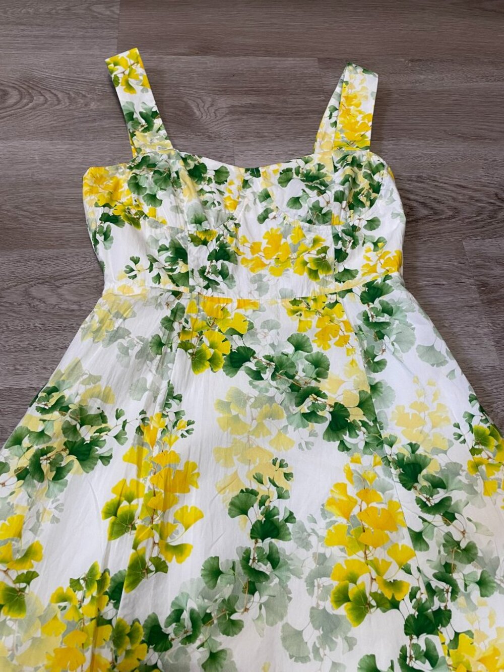 Sundress - Picture 2 of 15